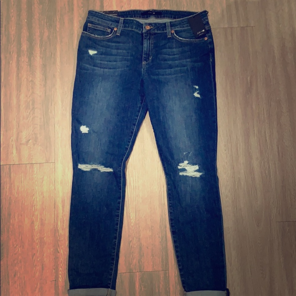 Joe’s Distressed Skinny Rolled Ankle jeans